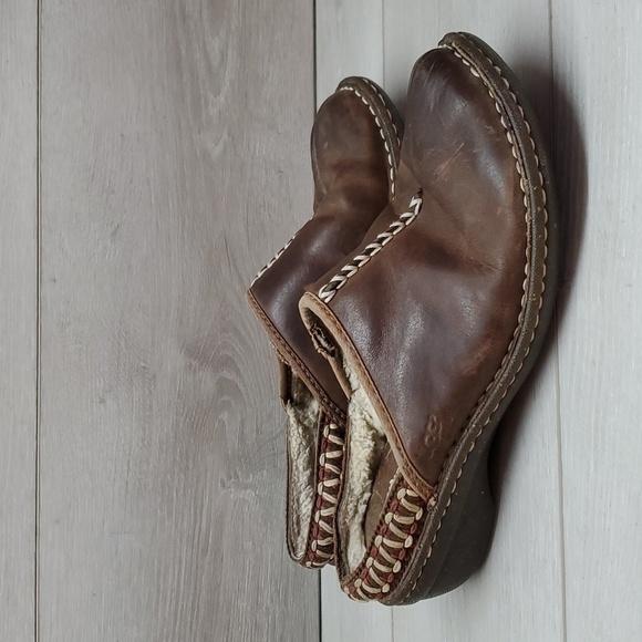 Ugg Australia Women 5154 Kohala  Leather Sheepskin Clogs Mary Jane shoes sz 7 - Picture 2 of 11